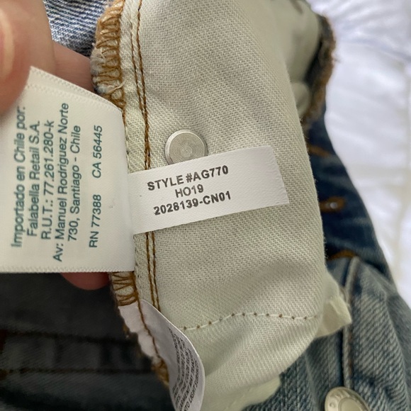 J. Crew Point Sur Denim Slouchy Boyfriend Jean - Picture 10 of 10